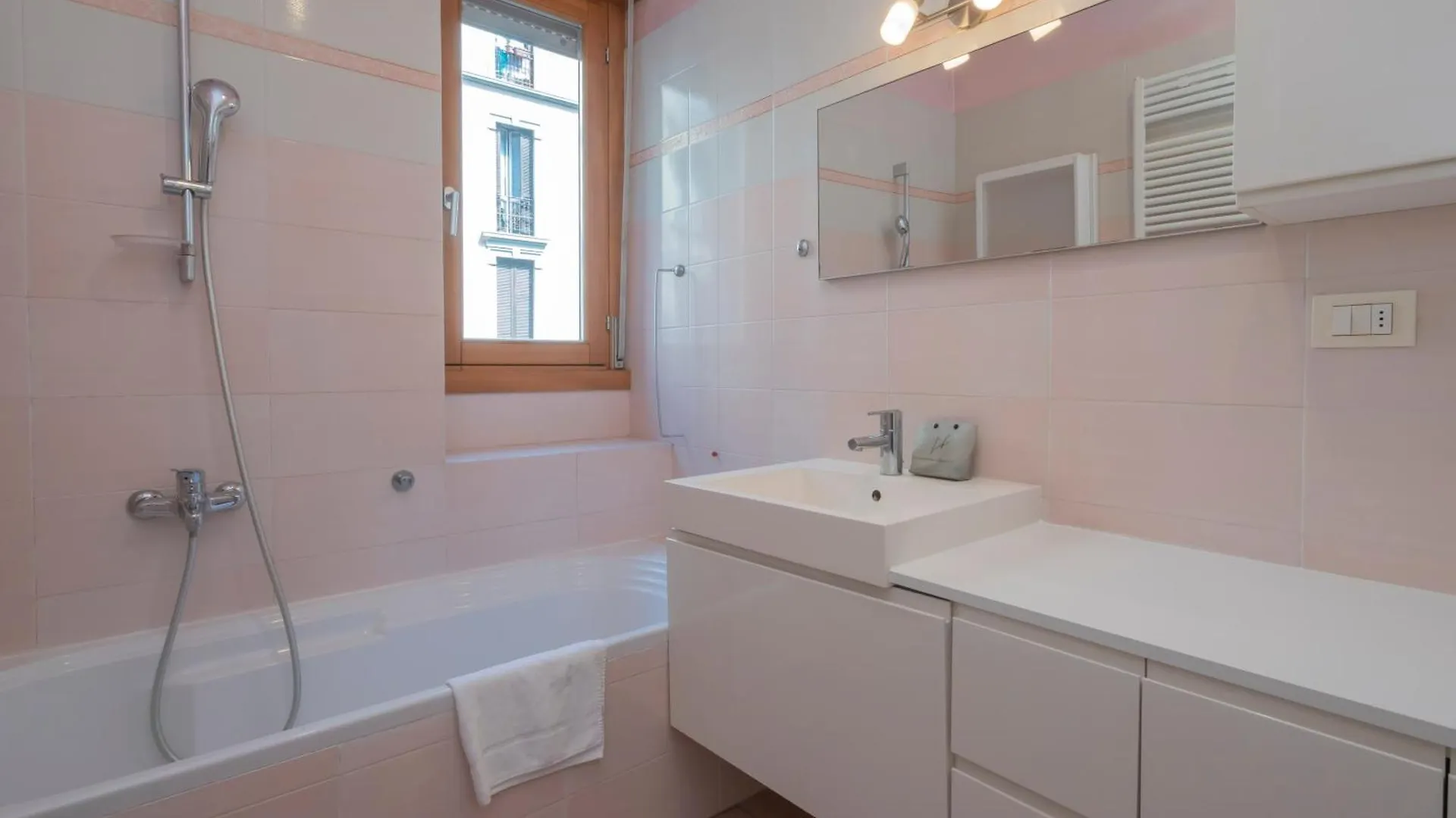 I-Host Apartment - Certosa 92 Milan