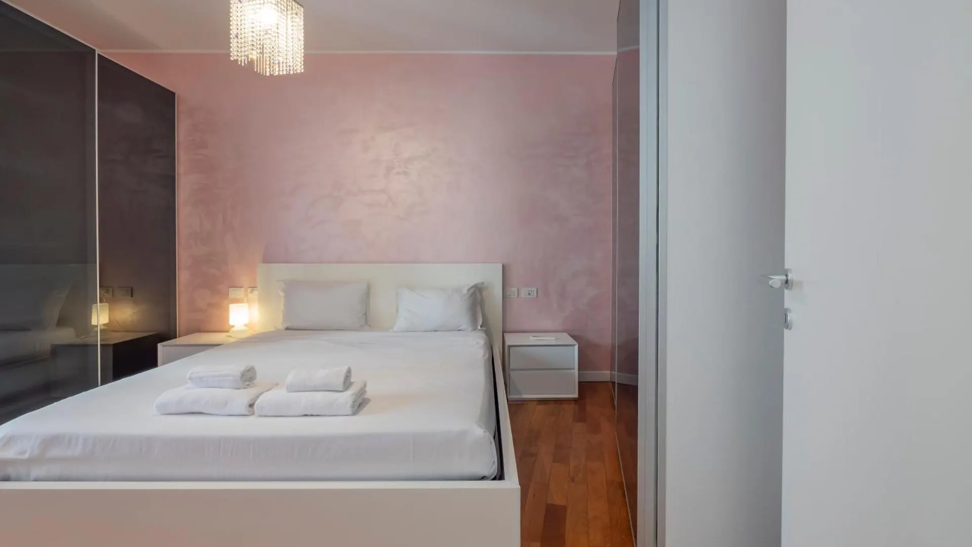 I-Host Apartment - Certosa 92 Milan
